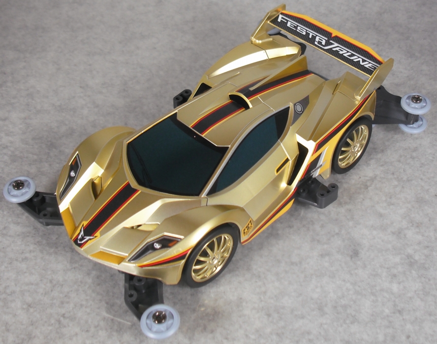 ミニ四駆 「フェスタジョーヌ ゴールドメタリック（カーボン強化