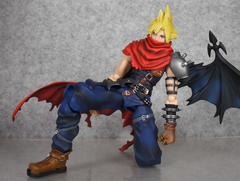 BRING ARTS 「クラウド・ストライフ アナザーフォームVer.」 レビュー