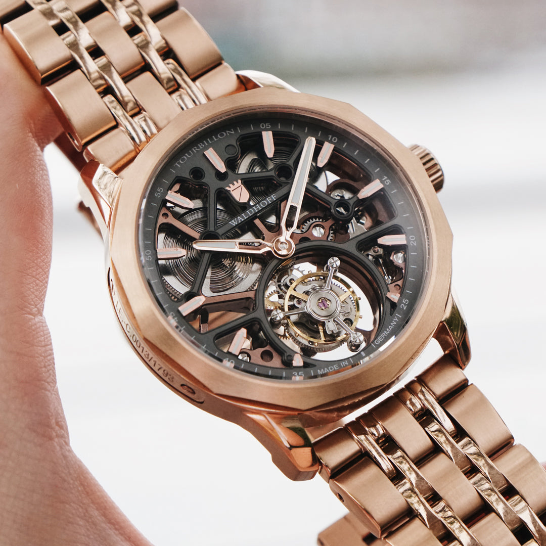 Vanguard V8 Red Gold – Waldhoff Timepieces