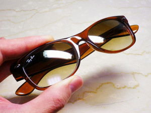 基】：Ray-Ban レイバン ニュー・ウェイファーラー RB2132 717/51