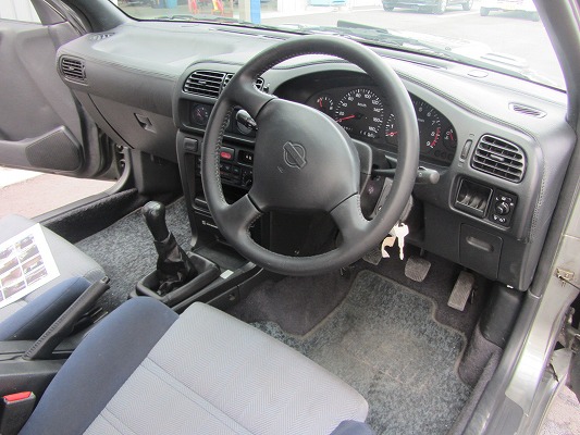 日産パルサーGTI-R純正革巻ステアリング！流用にもいけます！ 日産