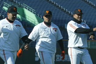 キャンプイン！ (2009年 読売ジャイアンツ宮崎春季キャンプ特設サイト)