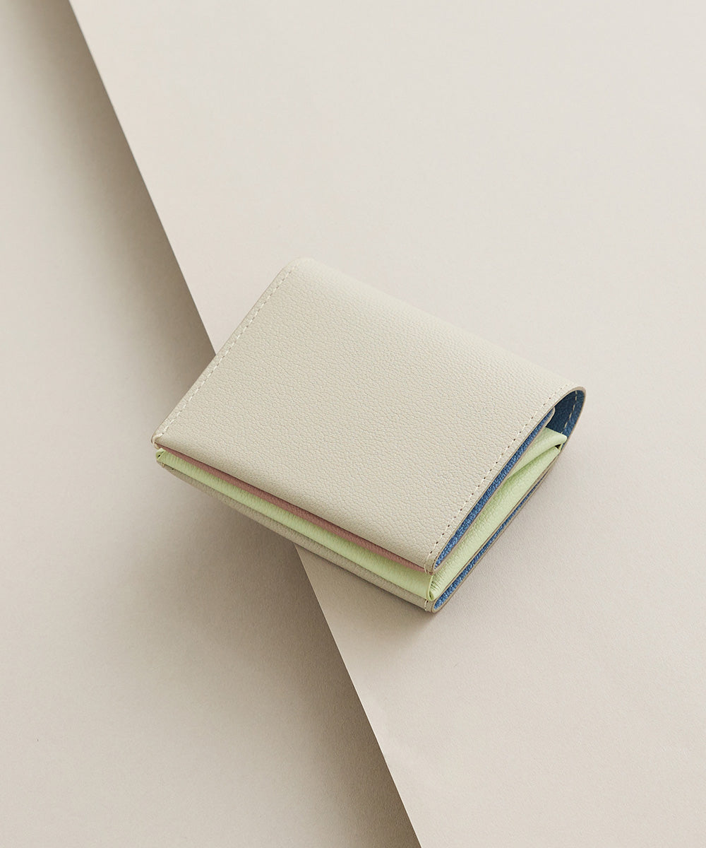 予約販売】Bifold Compact Wallet - Plum × MULTI COL【3月上旬発送