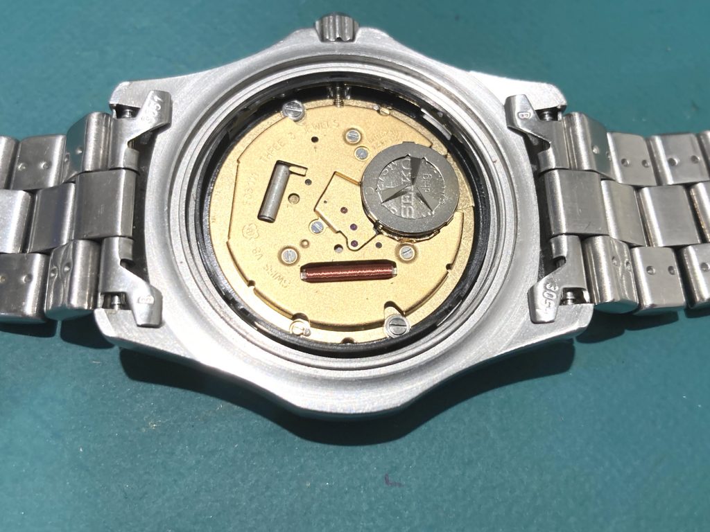 TAGHEUER タグホイヤー WK1112の電池交換