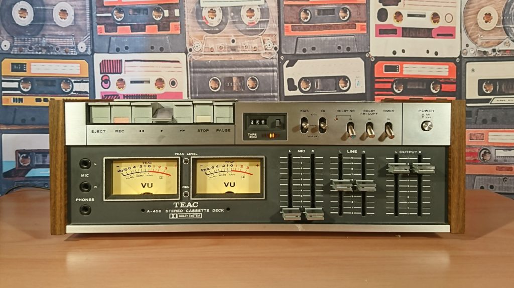 TEAC ティアック A-450 カセットデッキ 通電確認のみ □t2167 ジャンク