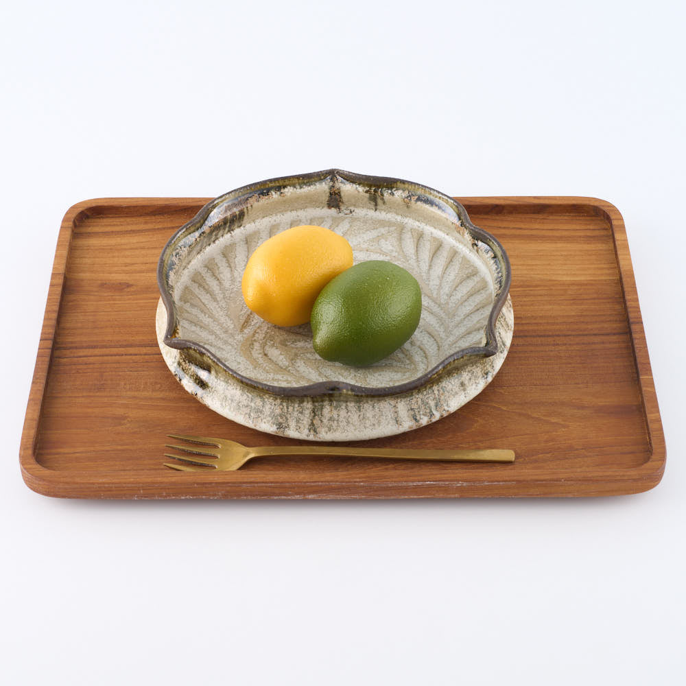 作家 藤原純 ドラ皿7寸 白 ¥7,700 大人の焼き物