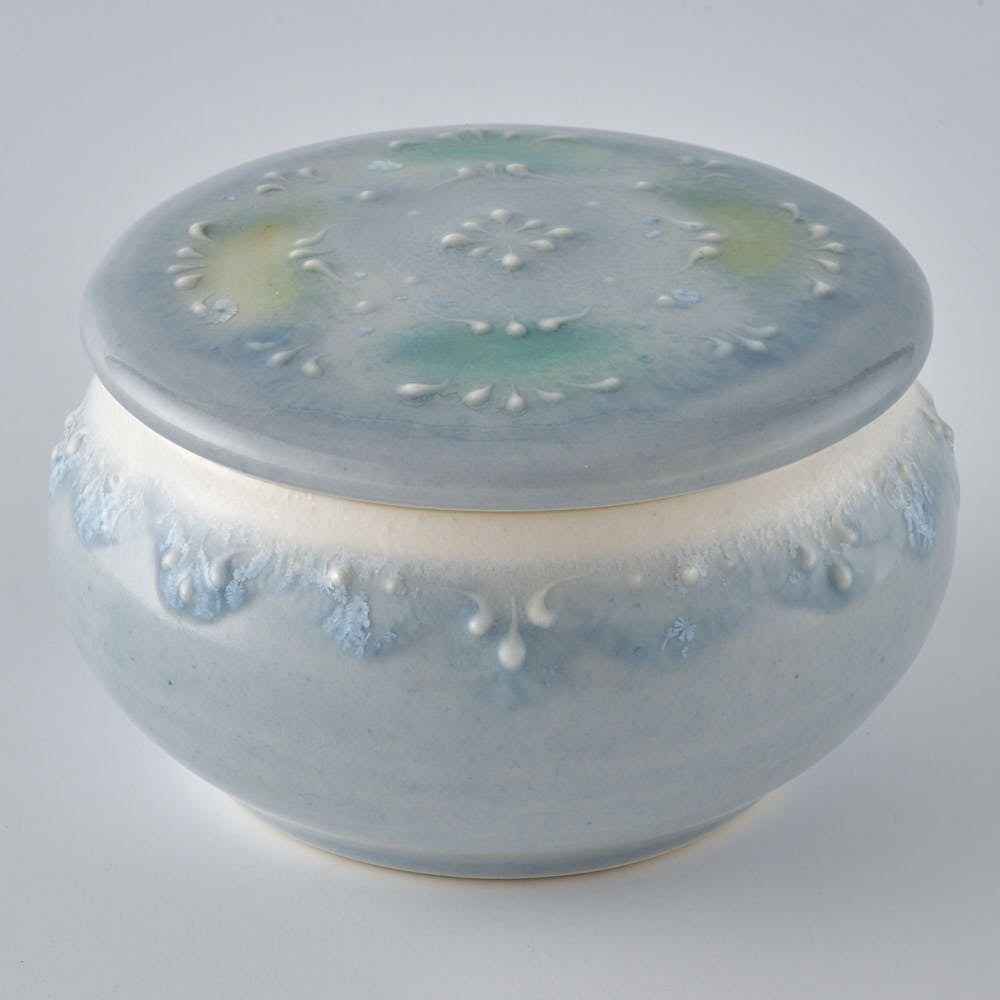 作家 佐藤美季 蓋物(ブルー) ¥4,840 大人の焼き物