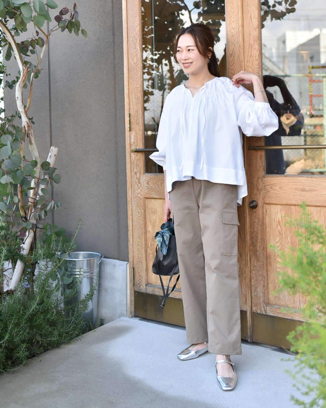 裾がしぼれる2wayカーゴパンツ – OURHOME