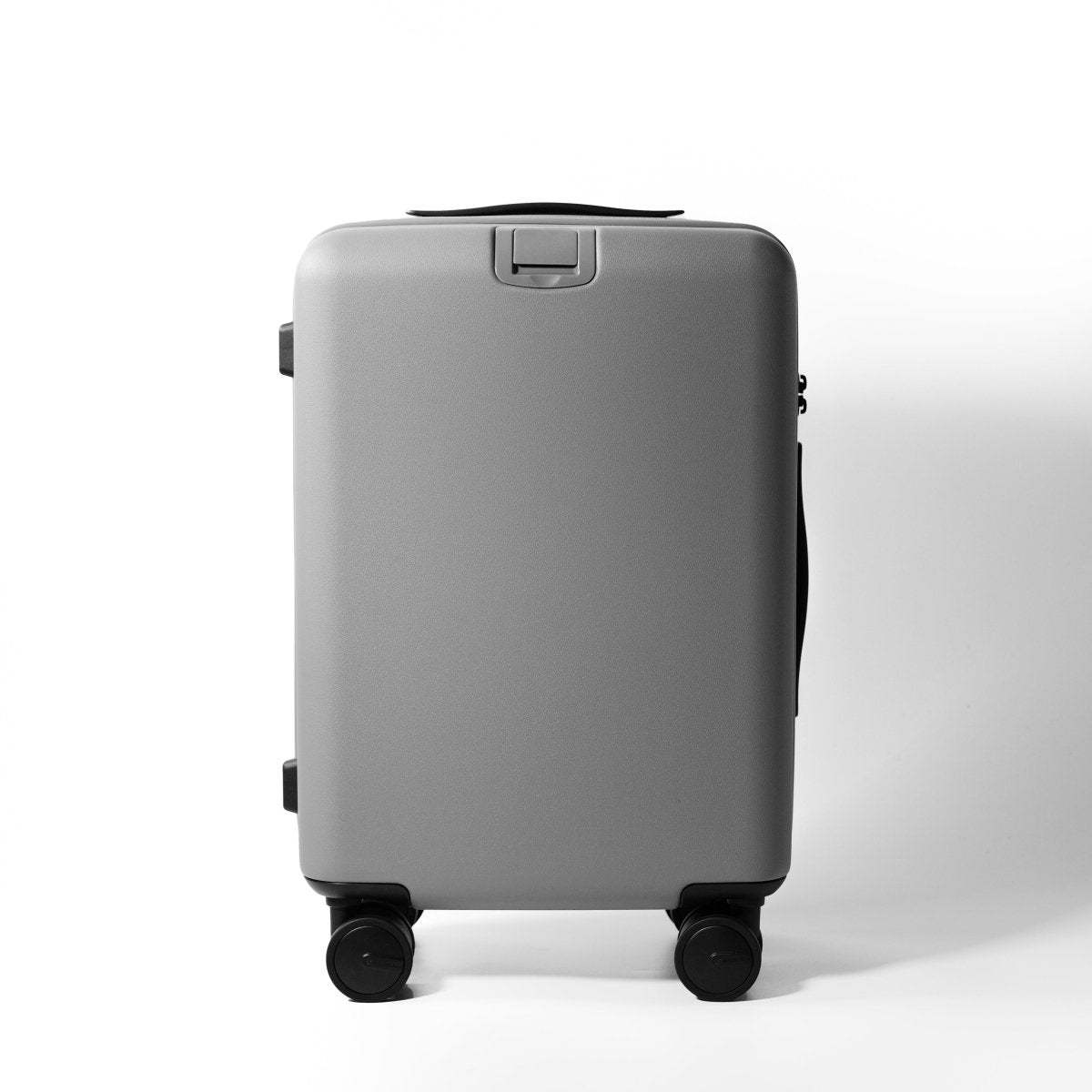 Essential Luxe Suitcase | aucentic(オーセンティック)