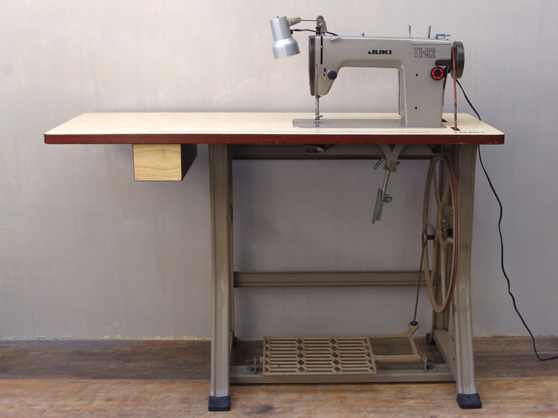 JUKI TL-82 ジューキ製職業用足踏みミシン 足踏みミシン・手回しミシン