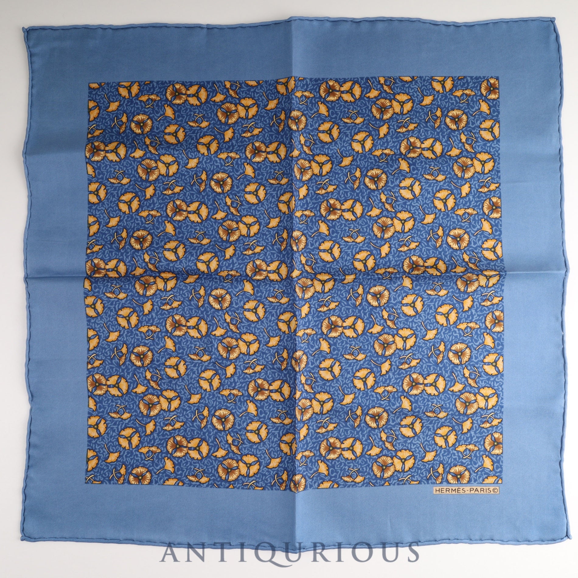 エルメス スカーフ カレ45 総柄 ブルー SILK100％ | 東京銀座の