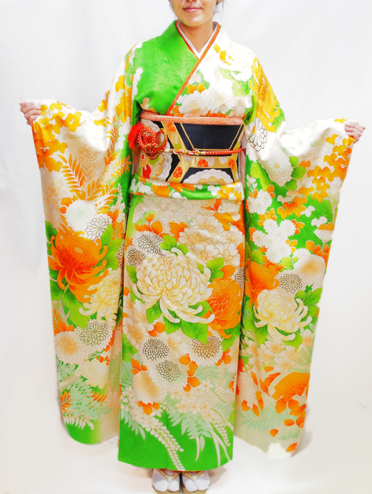 223正絹黄緑大輪花柄振袖 - 呉服下村屋 レンタル着物アシスト