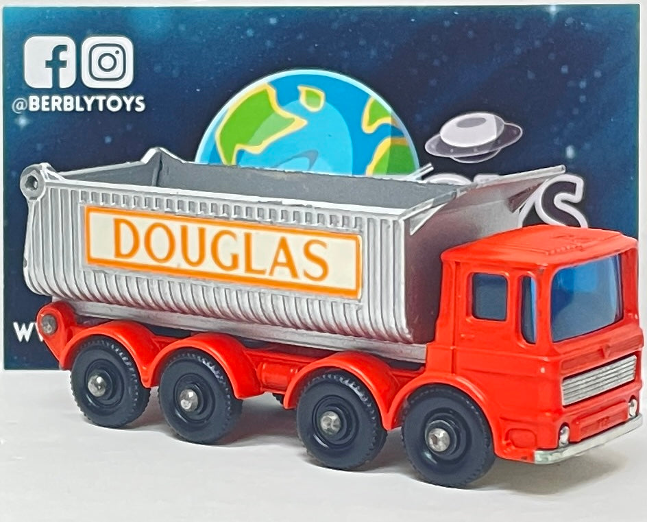 MATCHBOX マッチボックスNo51 8WHEEL TIPPER ☆【MATCHBOX「No.51