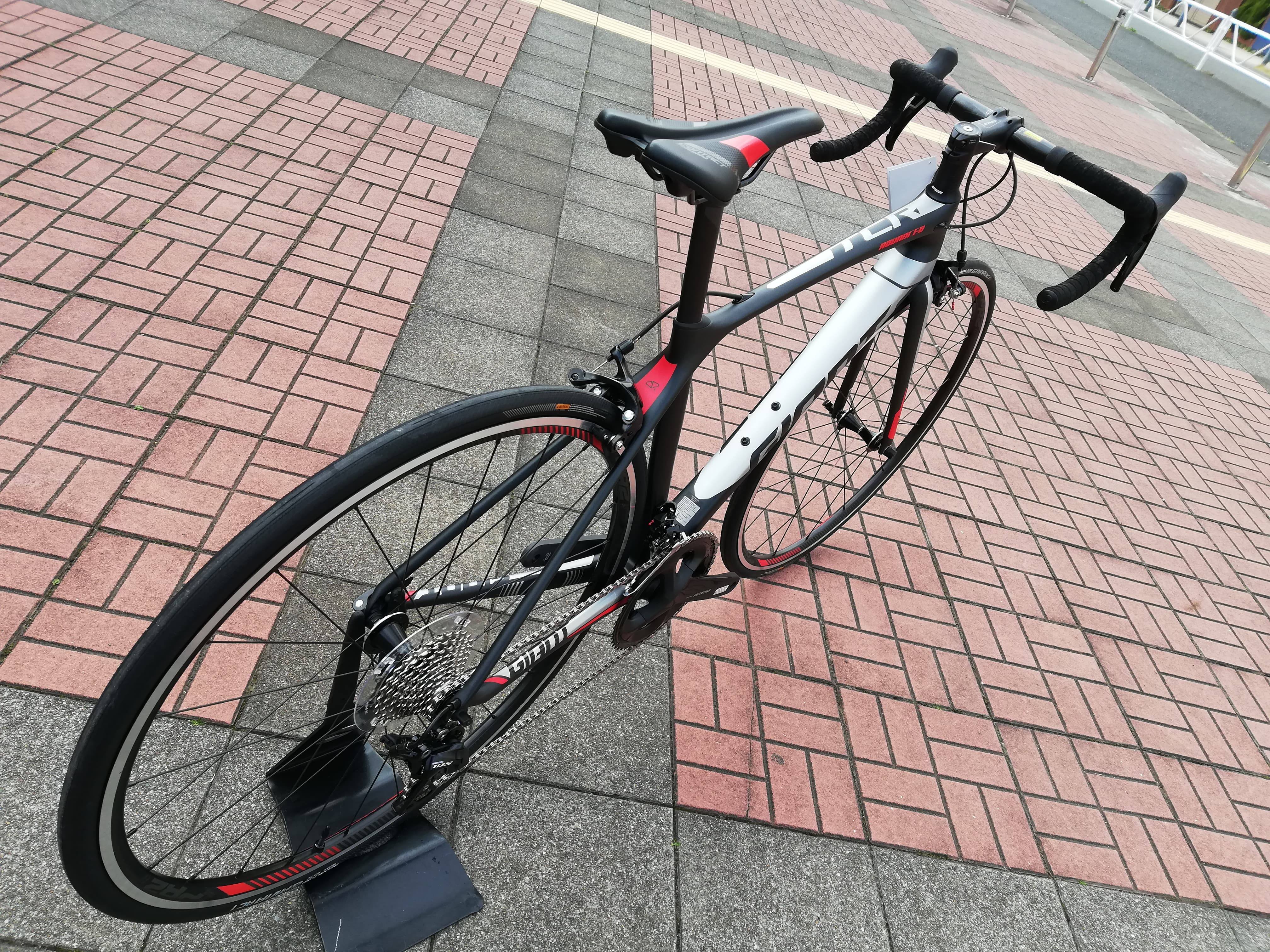 bikeport横浜西口店に入荷しました！！ 2019 GIANT TCR ADVANCED 2