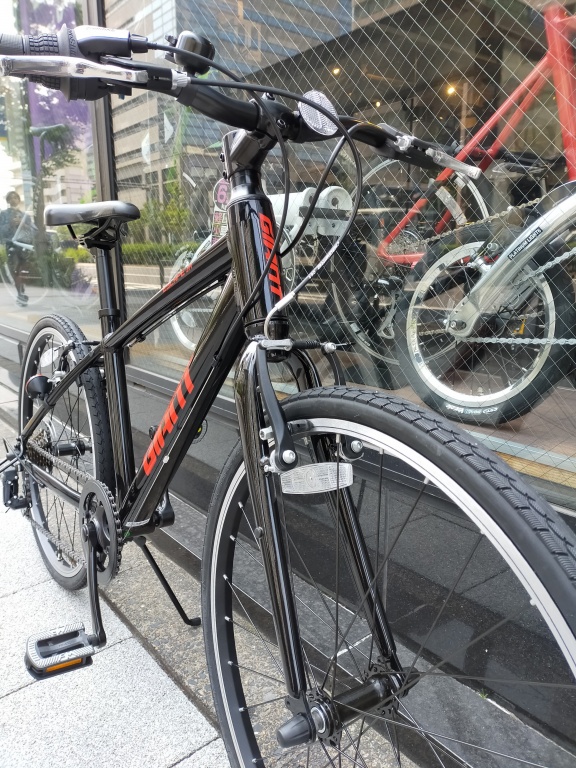 新宿都庁前店 身長150cmまでのキッズに 大人と同じ高品質バイク GIANT