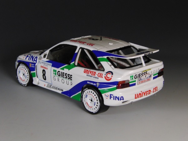 タミヤ1/24 フォードエスコート 2台 タミヤ1/24 フォードエスコート 2