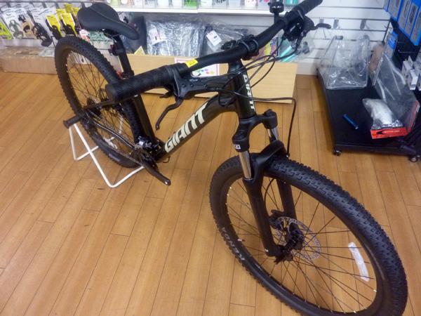 ジャイアント タロン2 2023年モデル MTB 登場！ - サンワ スタッフブログ