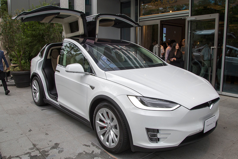 テスラ、電気自動車SUV「モデル X」発表会 - Car Watch