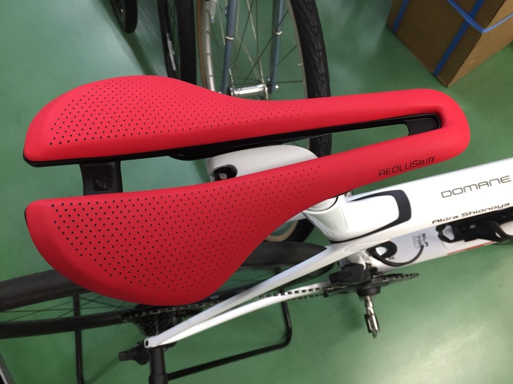 限定商品 Aeolus Elite Red サドル入荷 – アセントサイクル｜小金井市