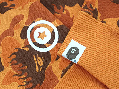 A BATHING APE 'ファイヤーカモ'シャークパーカー ジップパーカー
