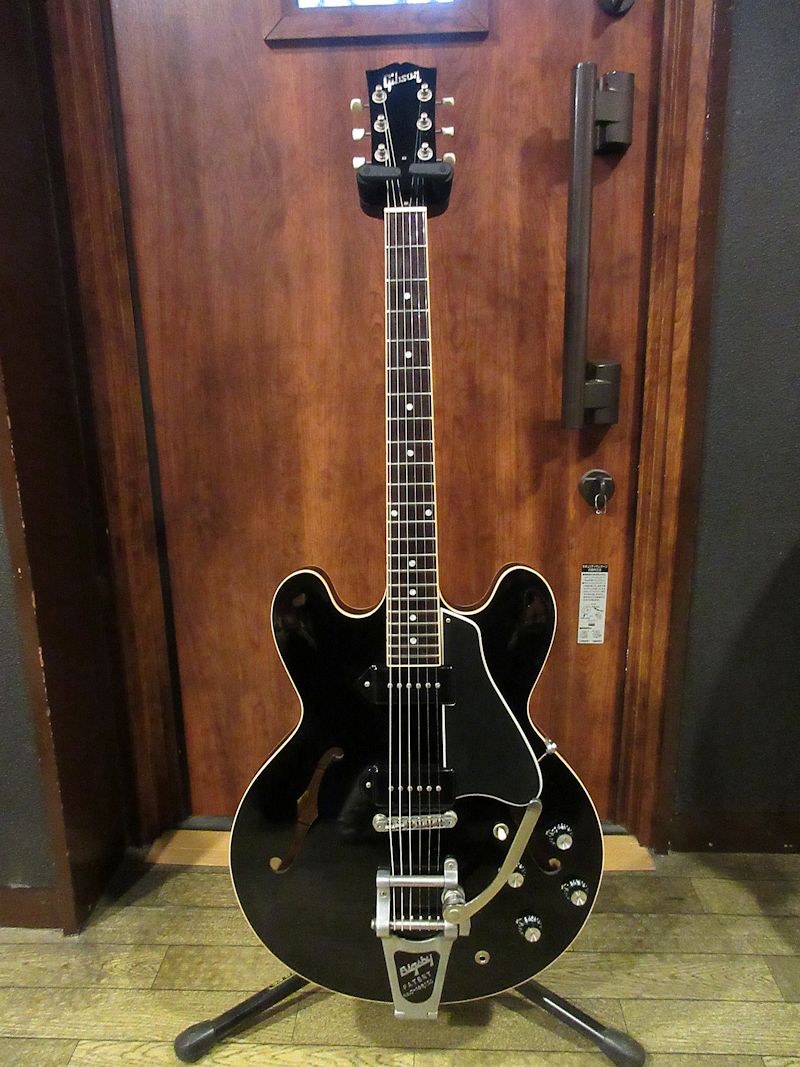 Gibson Memphis Limited Run ES-330 Dot Antique Ebony With Bigsby
