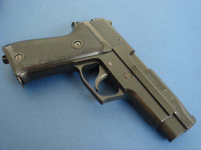 MGC SIG-SAUER P220: GFCのモデル玩具箱