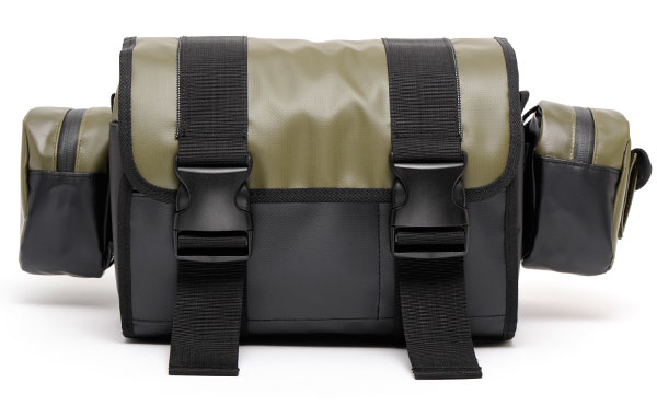 シンイチロウ アラカワ（SHINICHIRO ARAKAWA）1DAYツーリングバッグ