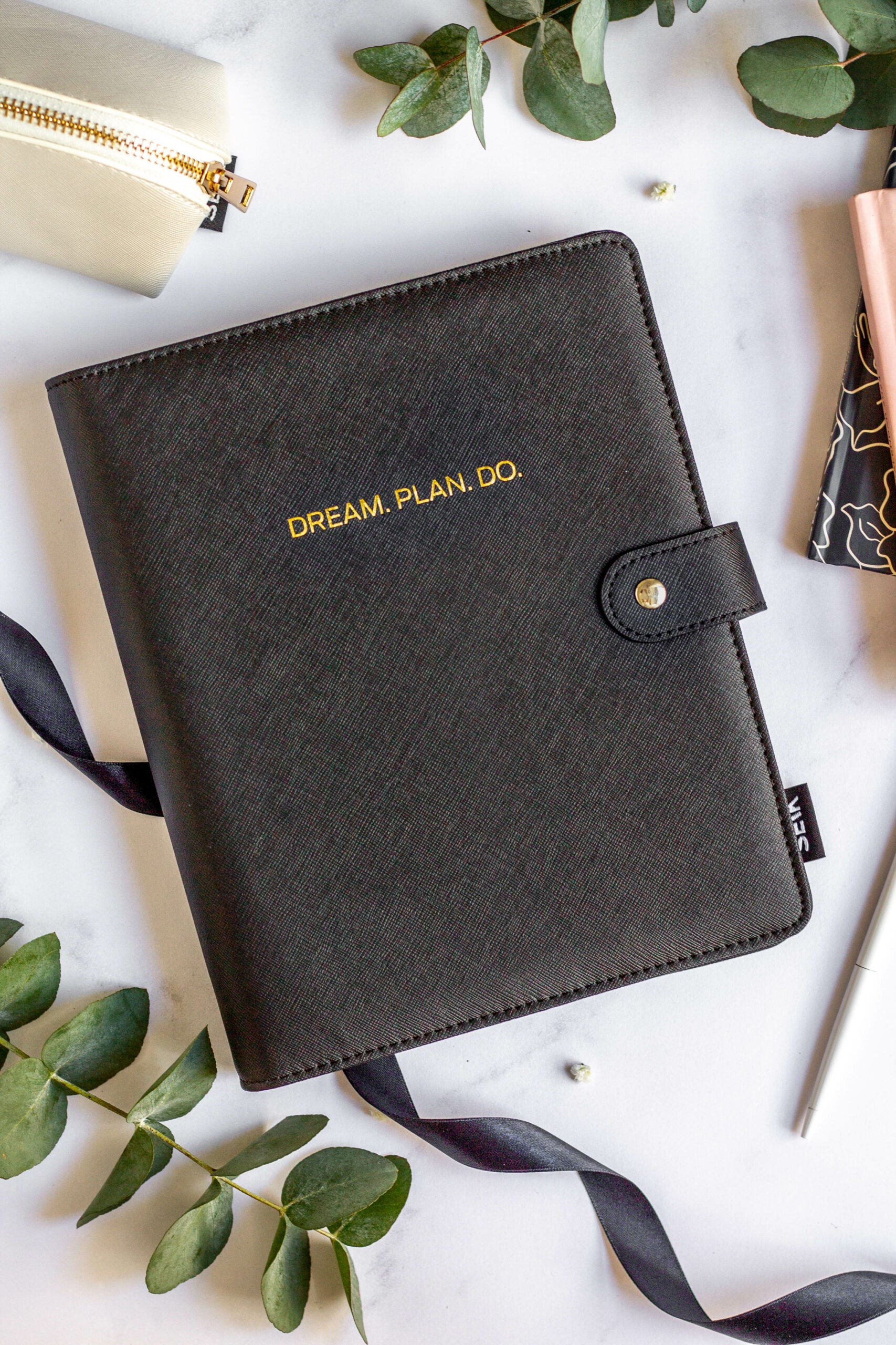 Premium „Dream Plan Do“ nachfüllbares Notizbuch – veganes Leder