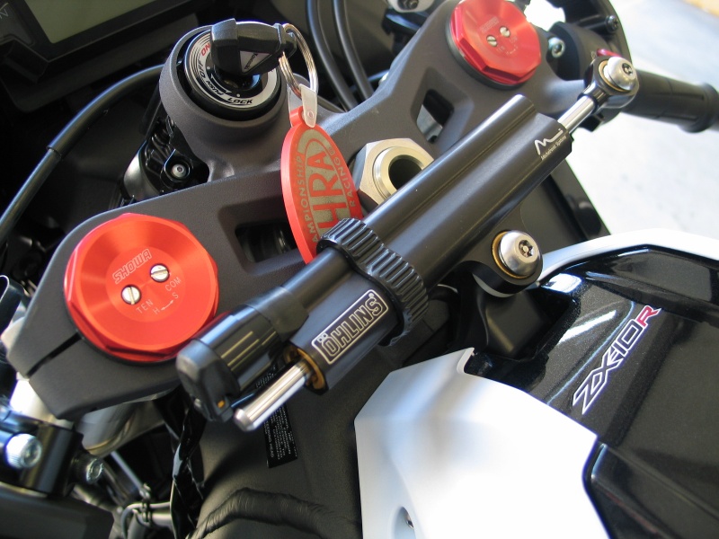 Ninja ZX-10R 2013モデル 電子制御ステアリングダンパー！ ｜ OHLINS