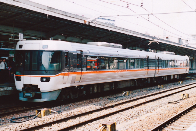 KATO 383系 しなの 12両 N) 10-1782 383系「しなの」 4両増結セット