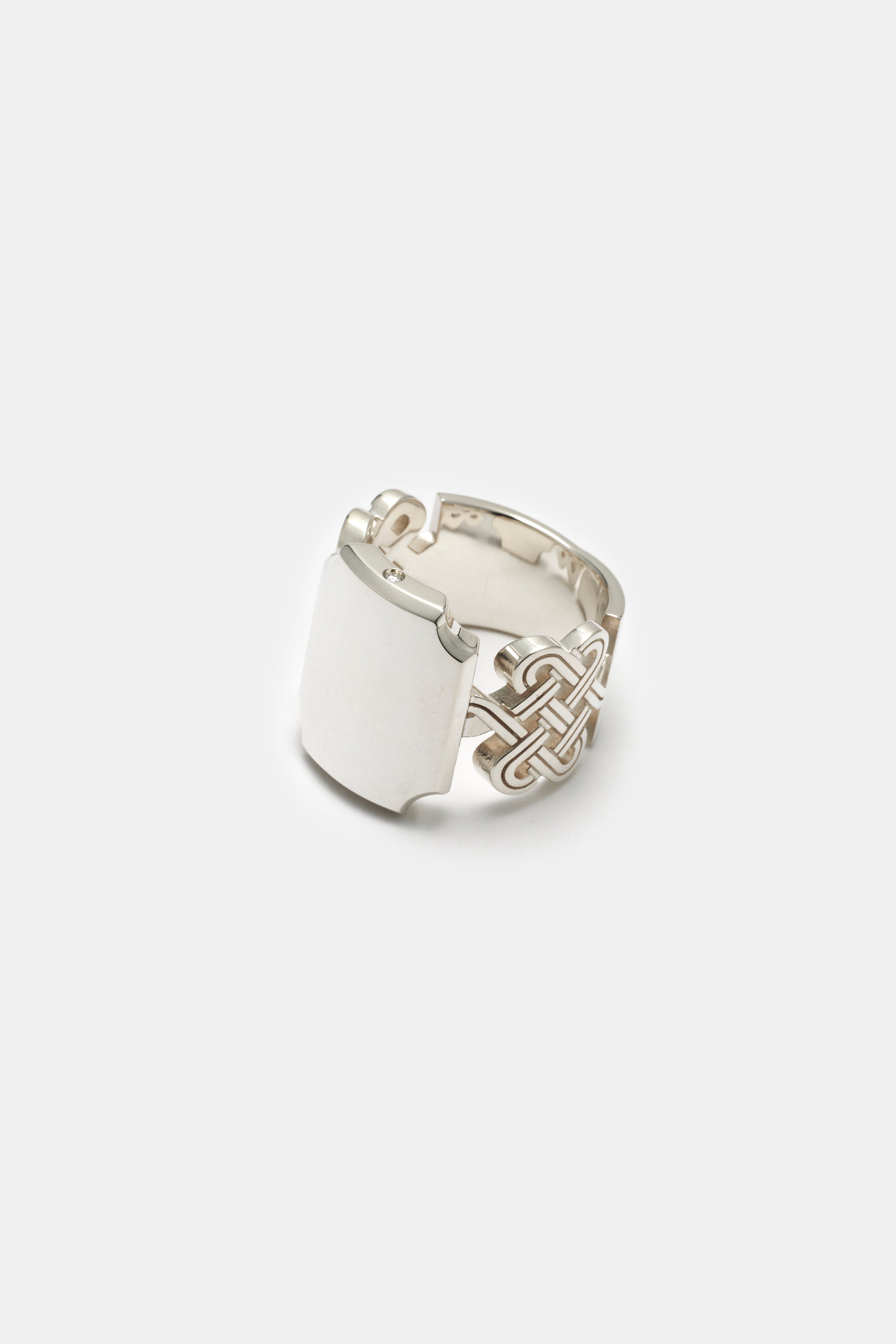 MAJESTY CROWN RING DIA – h'eres
