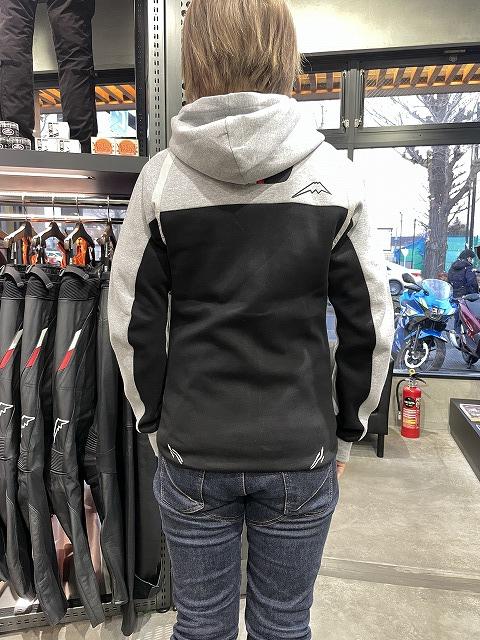 K-1995 レブロフーディーボーダー入荷！:KUSHITANI三鷹店 | KUSHITANI
