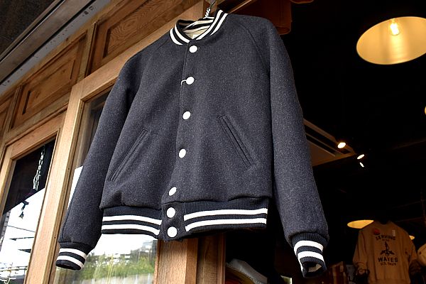 クラシックなオーラを放つスタジャンが入荷しました！【WARE HOUSE