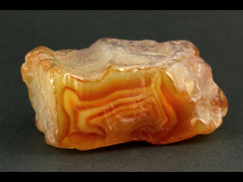 アゲート(瑪瑙) / 北海道花石産｜天然石 通販 キラリ石の鉱物解説