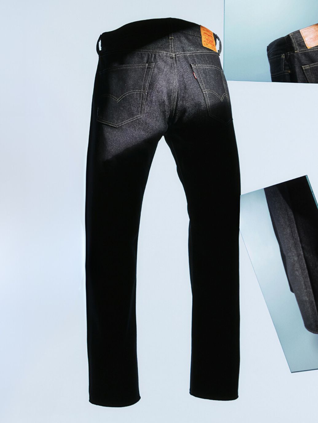 PREMIUM BLACK 501 ® JEANS – リーバイス®公式オンラインストア