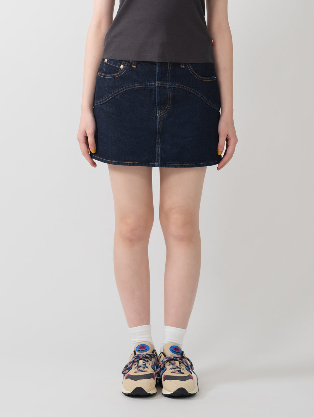 ICON デニム スカート ダークインディゴ – リーバイス®公式オンライン