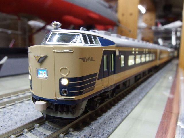 KATO製 583系交直両用寝台特急電車 自作テープLED室内灯装備