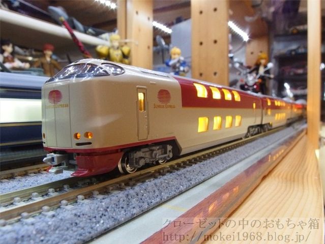 KATO 285系0番台 サンライズエクスプレス : クローゼットの中の鉄道模型
