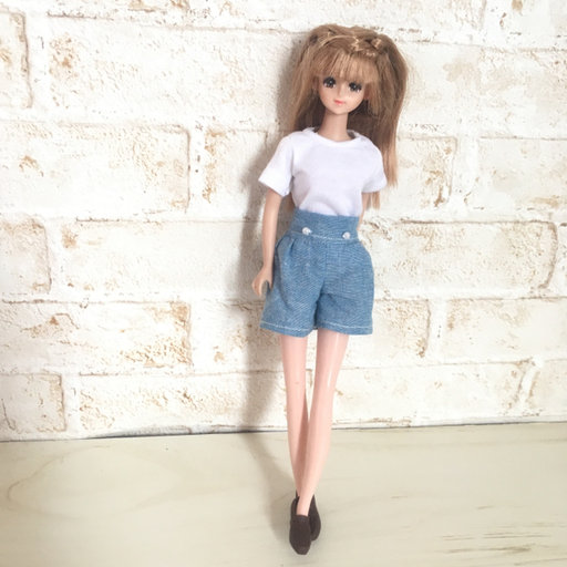 ジェニーさんサイズのTシャツとショートパンツを作らせていただきまし