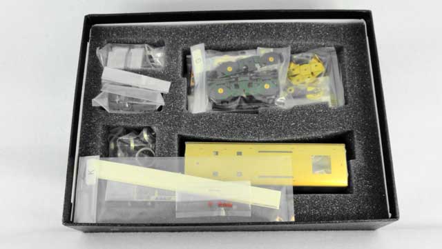 KATO HO】165系低屋根3両セットと【KTM】EH10量産型キット【HO】: 三次