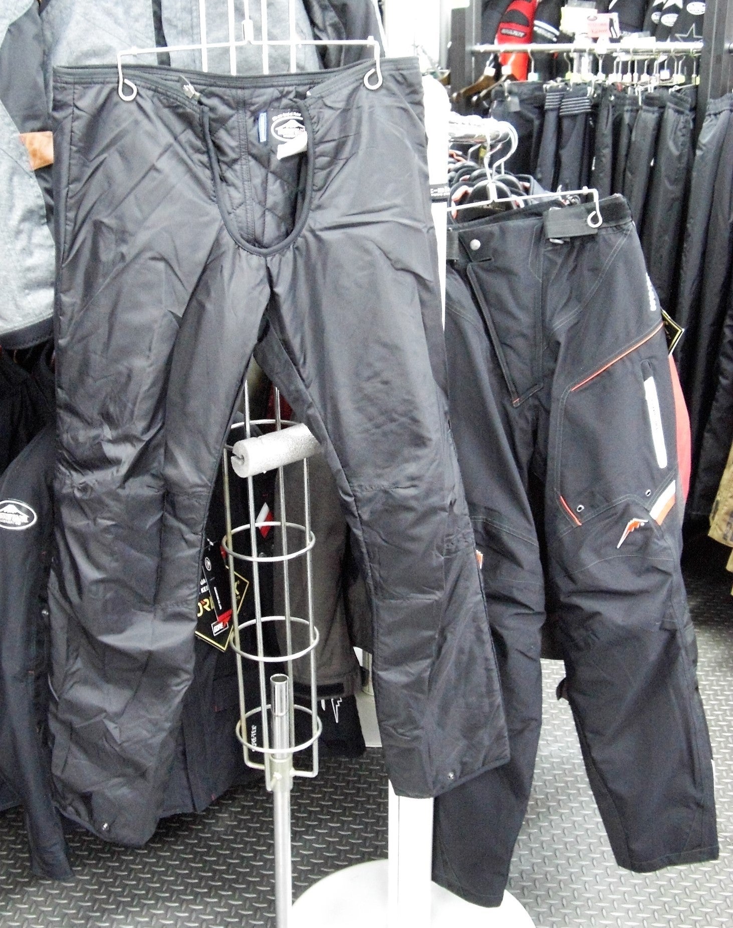 K-2658 ゴアテックスオールウェザーパンツ | D's鈴鹿 クシタニ鈴鹿のﾌﾞﾛｸﾞ