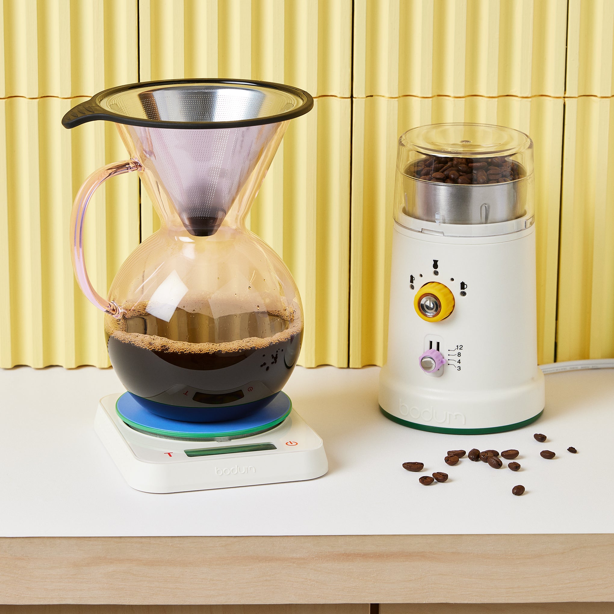 Bodum Glass Pour-Over Coffee Maker - Pink – MoMA Design Store
