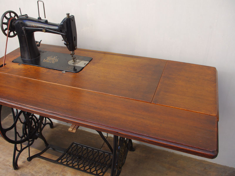 No.297 SINGER 103 シンガー製 職業用足踏みミシン：アンティーク