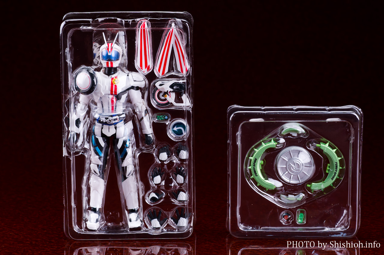 レビュー】 バンダイ S.H.Figuarts 仮面ライダーマッハ [仮面ライダー