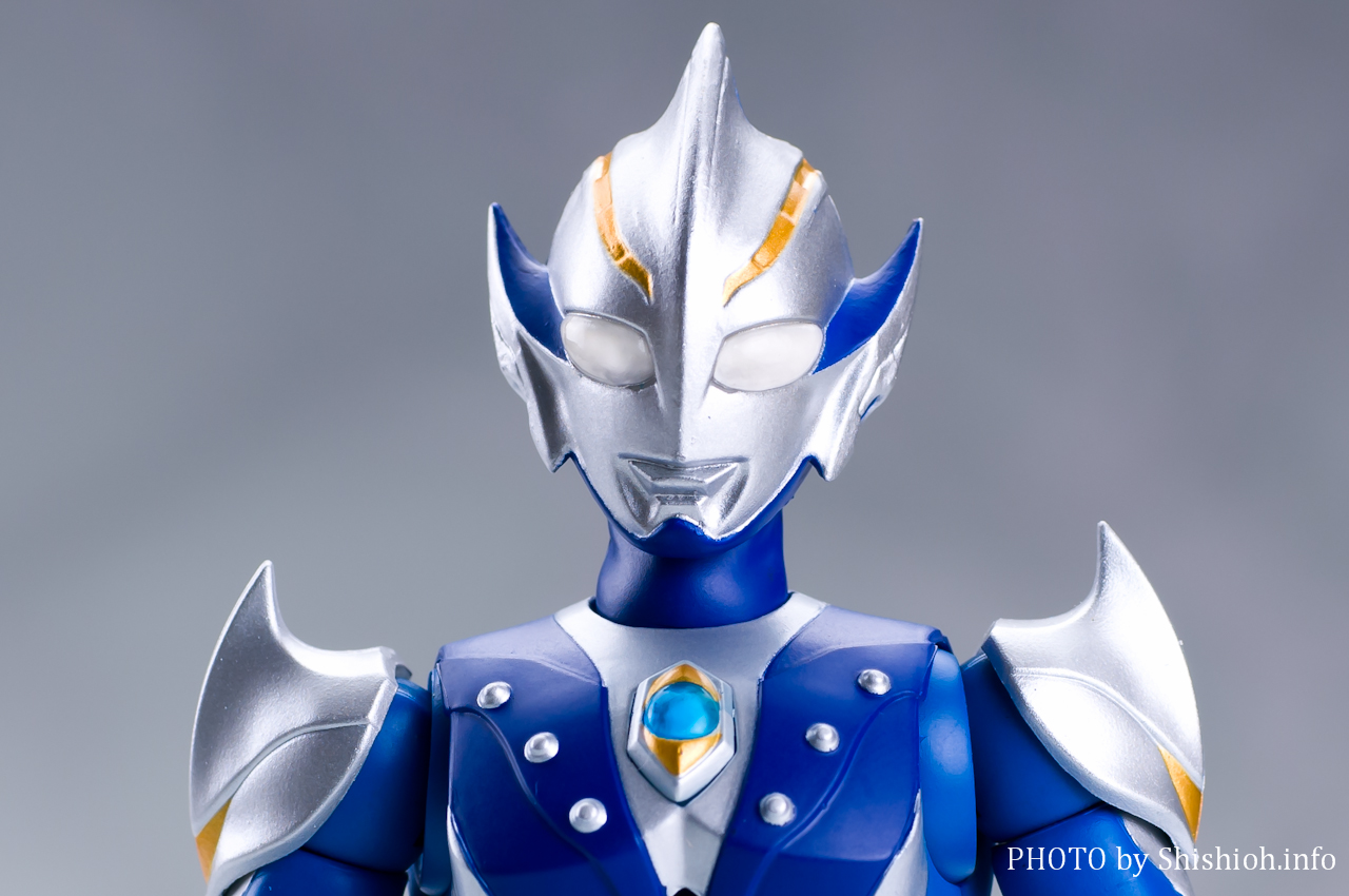レビュー】 バンダイ 魂ウェブ商店 ULTRA-ACT ウルトラマンヒカリ
