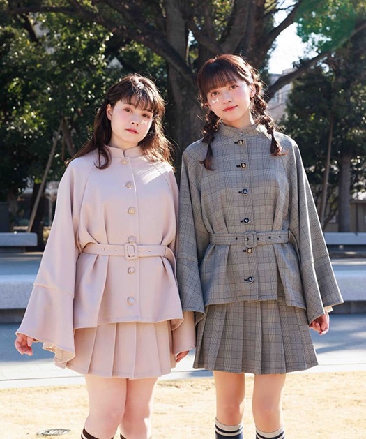 ケープ風フレアスリーブコート【期間限定価格】 | axes femme online shop