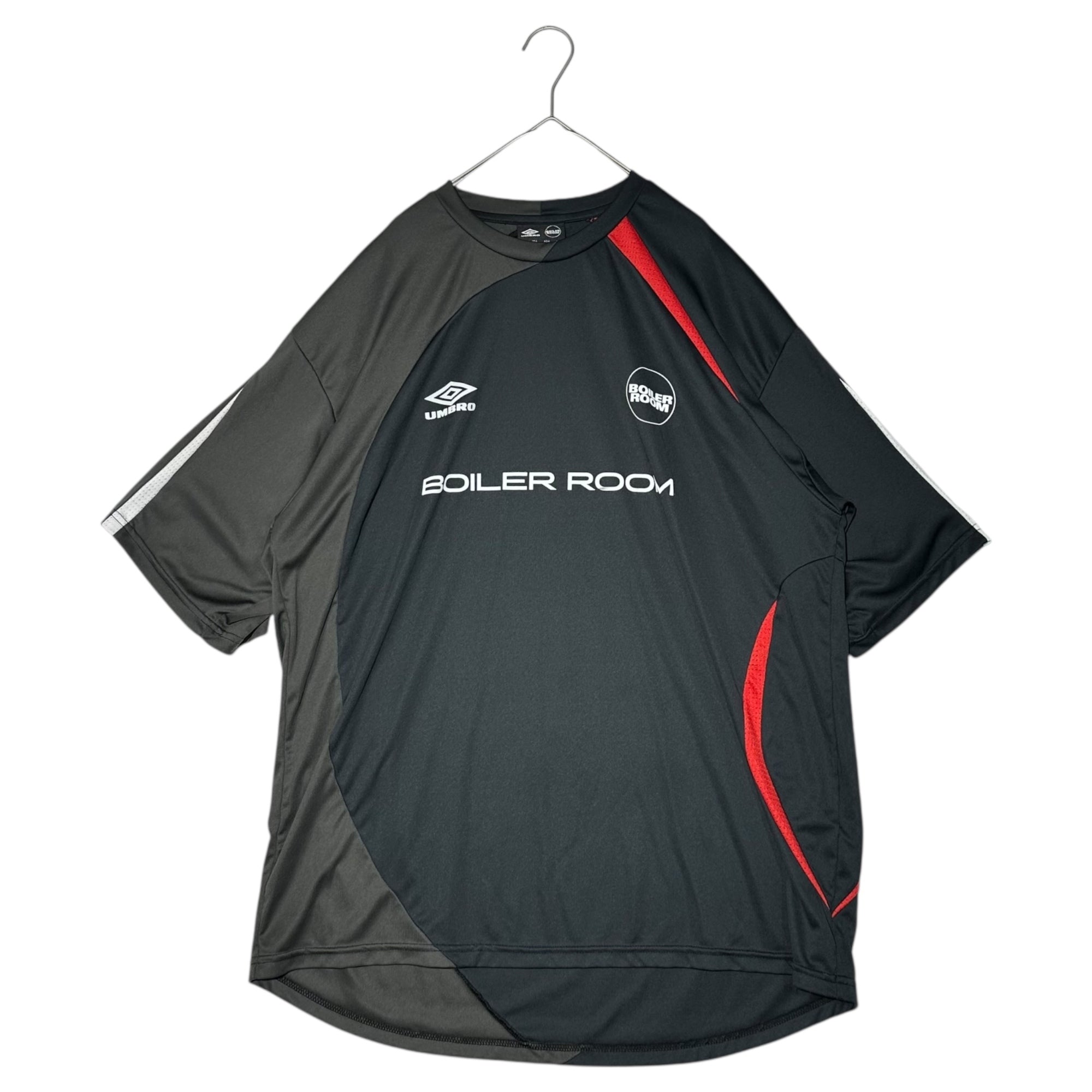 BOILER ROOM × UMBRO(ボイラールーム × アンブロ) Football Top Game