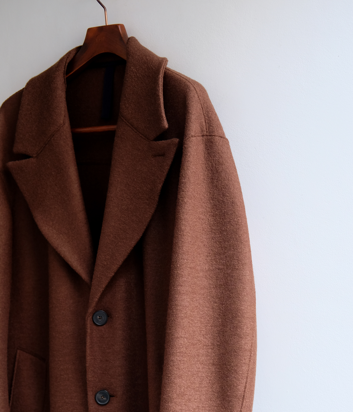 HARRIS WHARF LONDON “MEN OVERSIZED COAT PRESSED WOOL” | MAIDENS