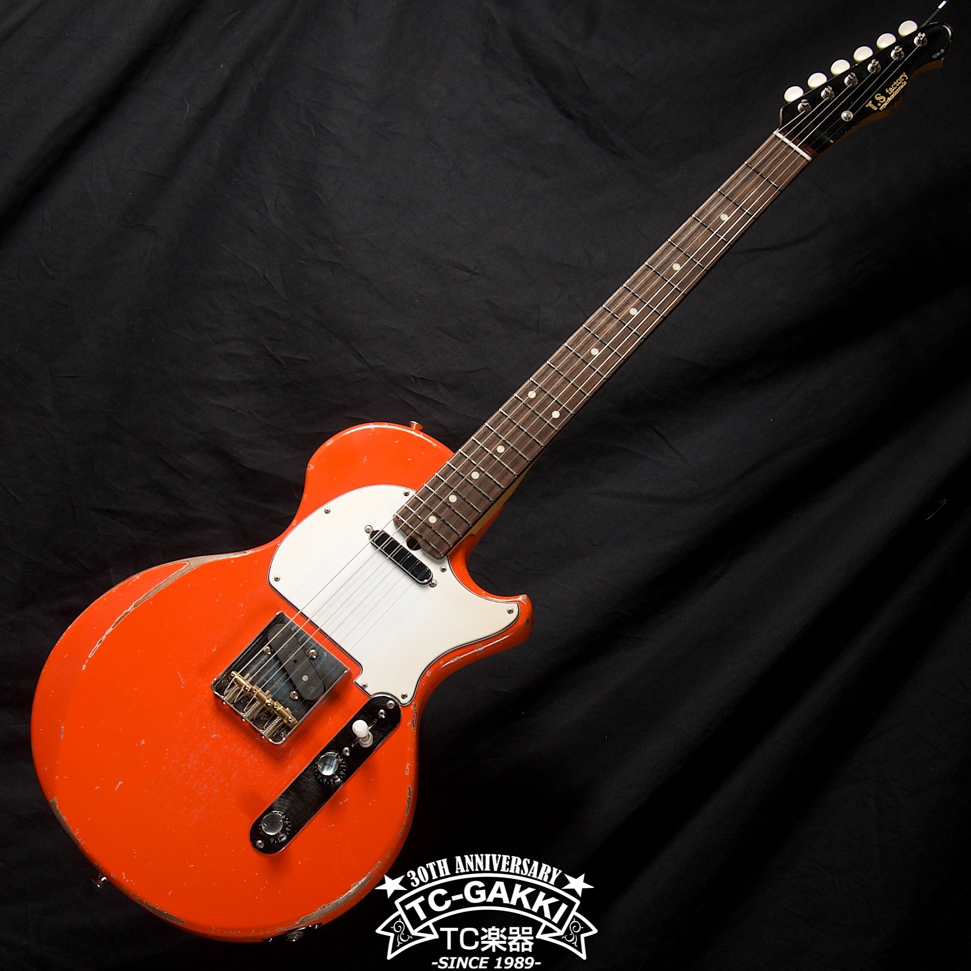151A-JR Fiesta Red