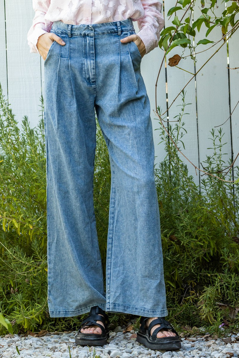 The Tommi Pleated Denim Trousers – Thread + Seed